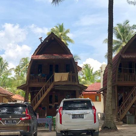 Pantai Camara Homestay Rorahmakan Exterior foto