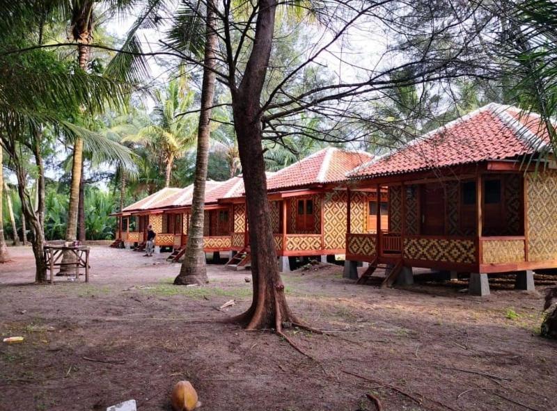 Pantai Camara Homestay Rorahmakan Exterior foto