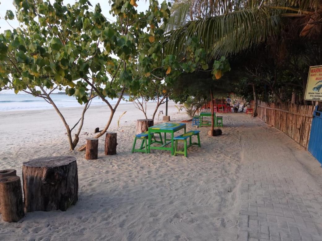 Pantai Camara Homestay Rorahmakan Exterior foto