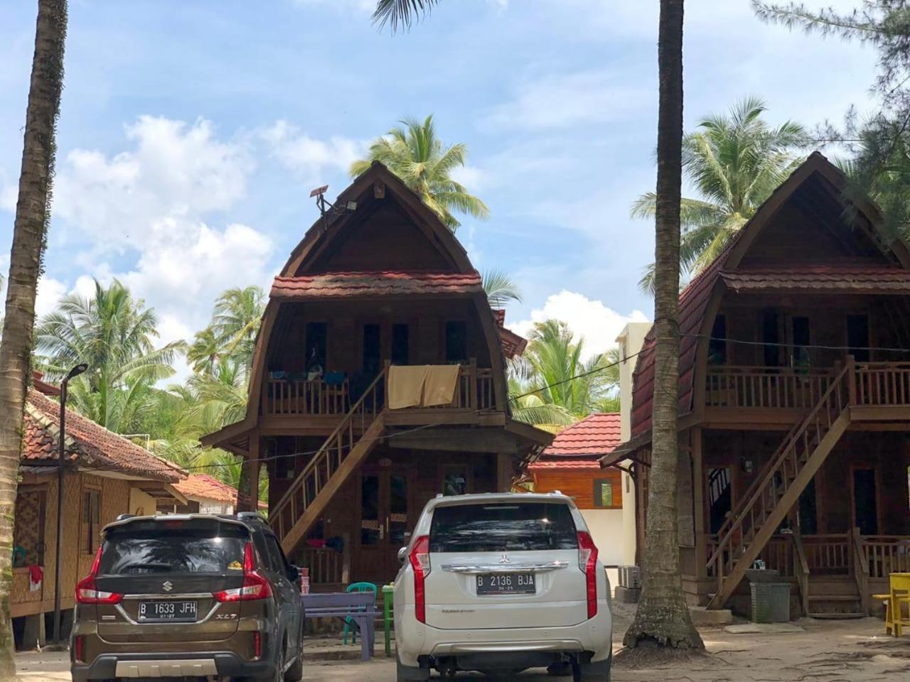 Pantai Camara Homestay Rorahmakan Exterior foto