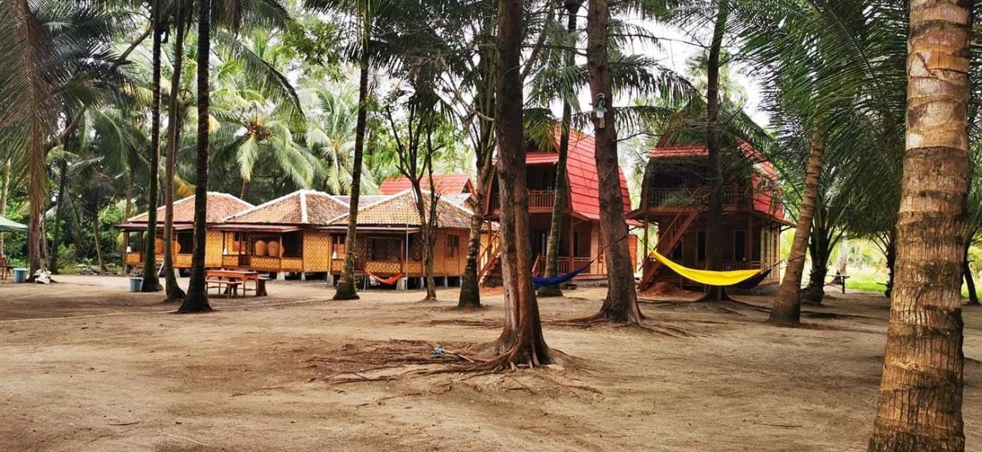 Pantai Camara Homestay Rorahmakan Exterior foto