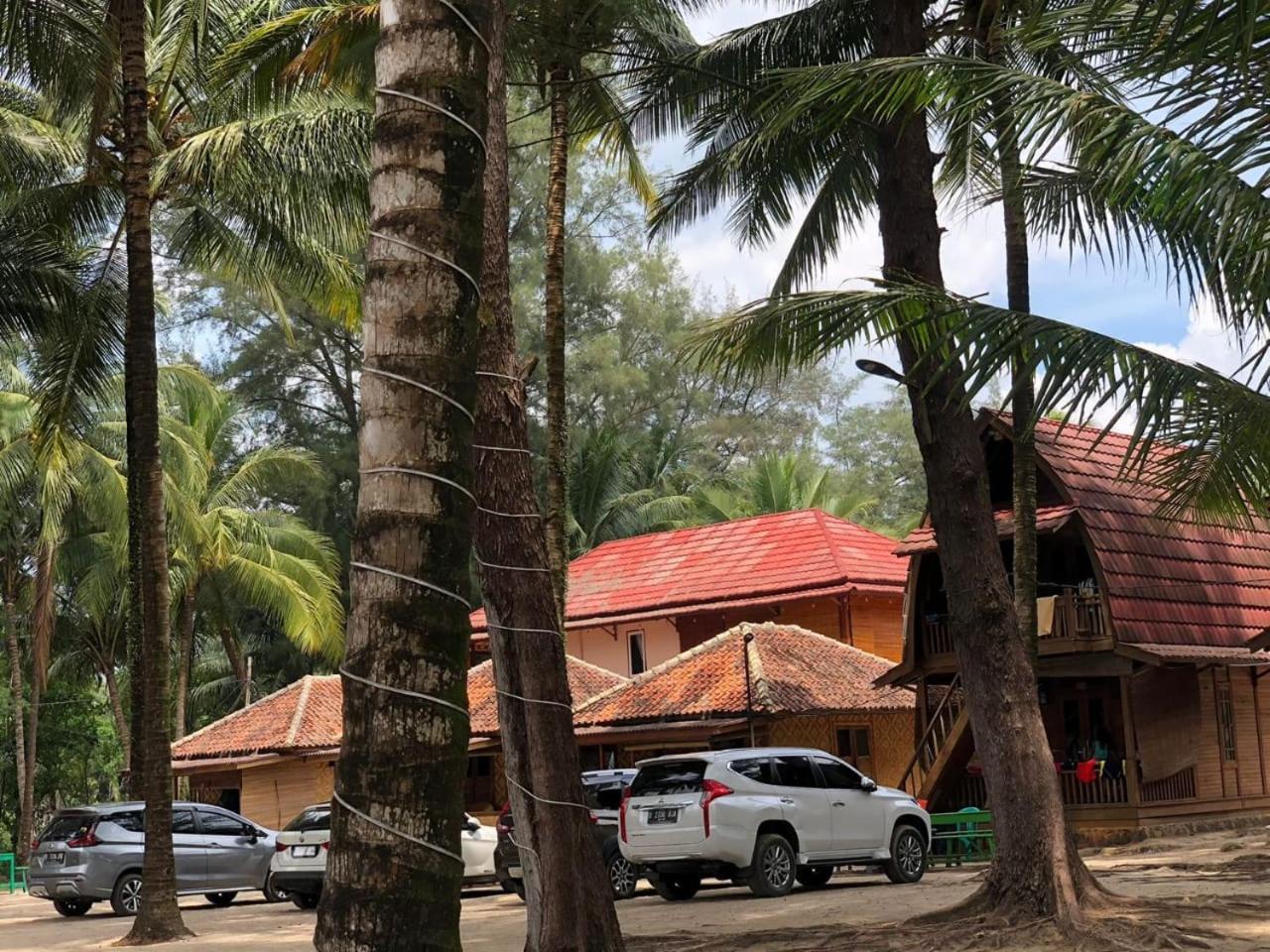 Pantai Camara Homestay Rorahmakan Exterior foto