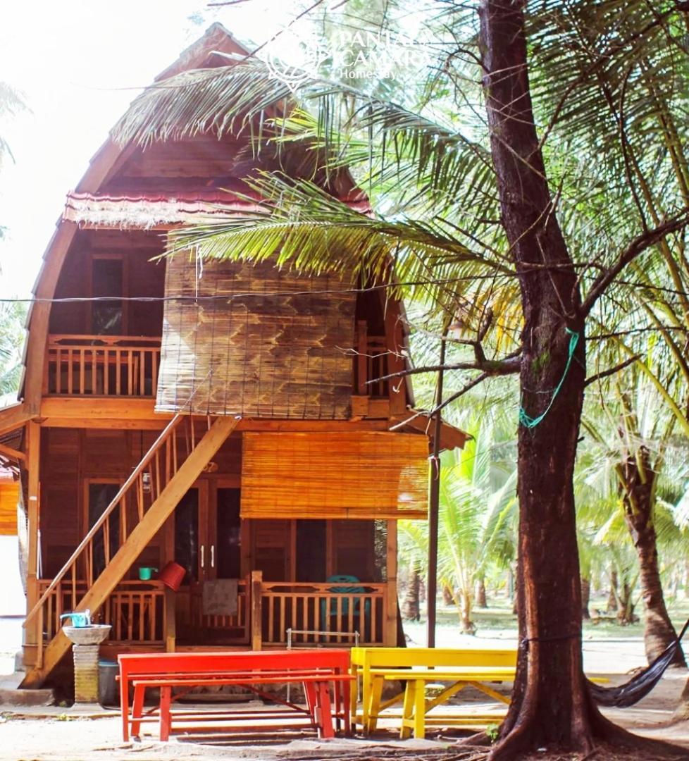 Pantai Camara Homestay Rorahmakan Exterior foto