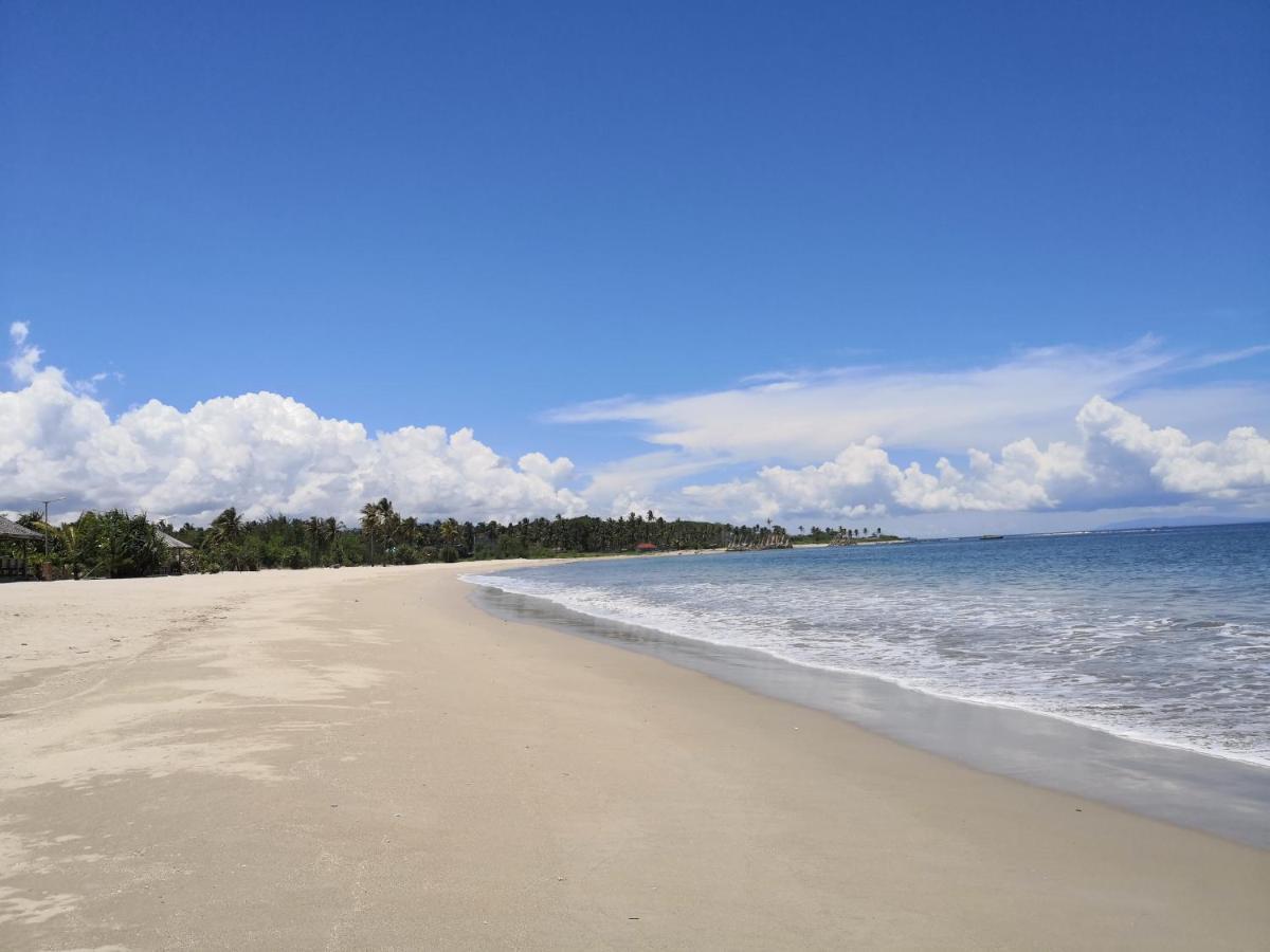 Pantai Camara Homestay Rorahmakan Exterior foto